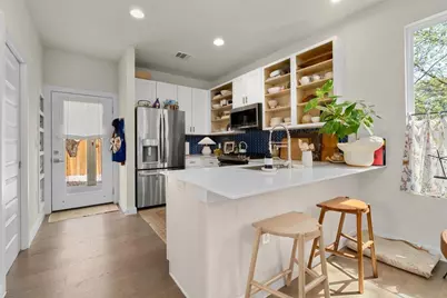 913 Valdez Street #B, Austin, TX 78741 - Photo 6