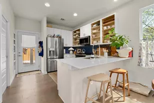 913 Valdez St, Austin, TX 78741 - Photo 6