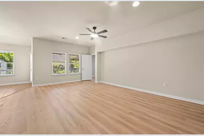170 Wallops, Kyle, TX 78640 - Photo 4