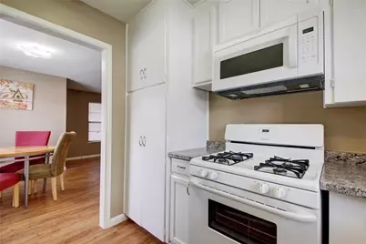 507 Bellevue Place #B, Austin, TX 78705 - Photo 8