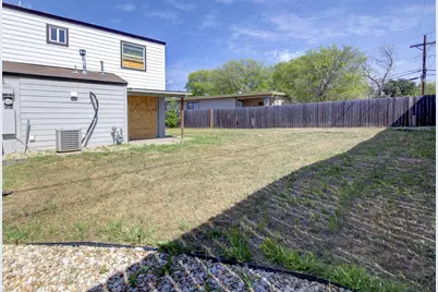 1306 E Saint Johns Avenue, Austin, TX 78752 - Photo 24