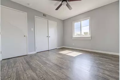1306 E Saint Johns Avenue, Austin, TX 78752 - Photo 16