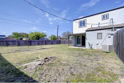 1306 E Saint Johns Avenue, Austin, TX 78752 - Photo 22