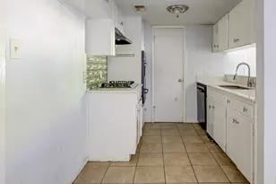 1306 E St Johns Ave, Austin, TX 78752 - Photo 4