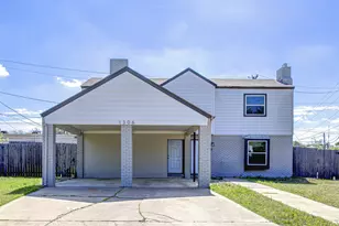1306 E St Johns Ave, Austin, TX 78752 - Photo 2