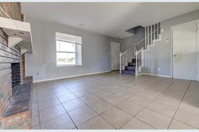 1306 E Saint Johns Avenue, Austin, TX 78752 - Photo 10