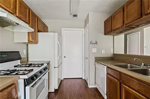 1222 Orchard Park Cir, Pflugerville, TX 78660 - Photo 12