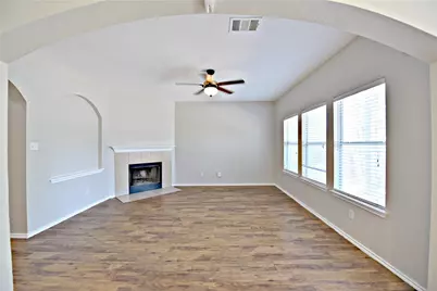 9207 Brandts Wood Street, Austin, TX 78744 - Photo 6