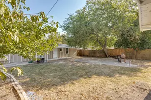 1118 Spur St, Austin, TX 78721 - Photo 18