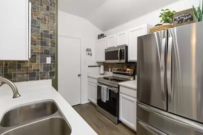 106 Shadow Wood Trail, Cedar Creek, TX 78612 - Photo 12