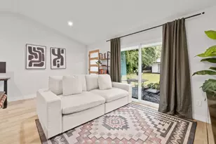 1213 Hollow Creek Dr, Austin, TX 78704 - Photo 2