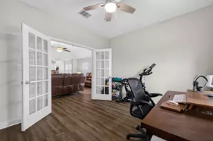 1009 Bright Star Cv, Georgetown, TX 78628 - Photo 16