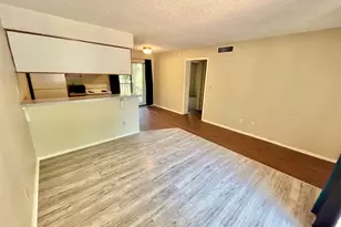 112 Hillside Cove, Elgin, TX 78621 - Photo 10