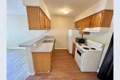 112 Hillside Cove #B, Elgin, TX 78621 - Photo 6