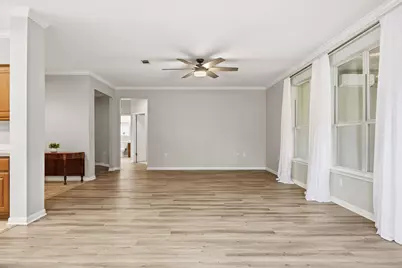 118 Bluebell Drive, Georgetown, TX 78633 - Photo 8