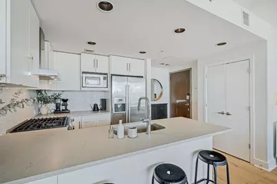 300 Bowie Street #2706, Austin, TX 78703 - Photo 6