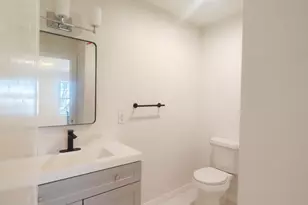 1900 Hearthside Dr, Austin, TX 78757 - Photo 6