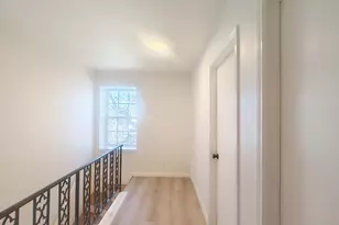 1900 Hearthside Dr, Austin, TX 78757 - Photo 10