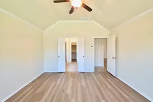 124 Jasper Trail, Buda, TX 78610 - Photo 16
