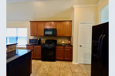 124 Jasper Trail, Buda, TX 78610 - Photo 10
