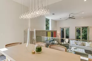 1107 W 31st St, Austin, TX 78705 - Photo 4