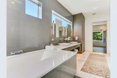 1107 W 31st Street, Austin, TX 78705 - Photo 18