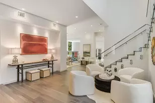 1107 W 31st St, Austin, TX 78705 - Photo 2