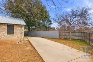 6201 Tara Dr, Austin, TX 78744 - Photo 30