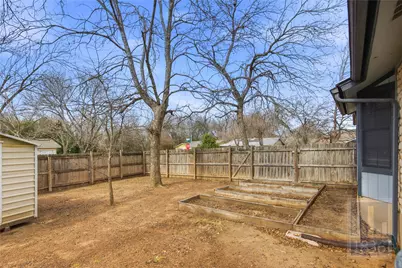 6201 Tara Drive, Austin, TX 78744 - Photo 28