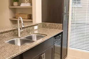 2110 Rio Grande St, Austin, TX 78705 - Photo 8