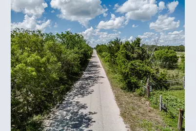 3109 Tenney Creek Road, Luling, TX 78648 - Photo 16