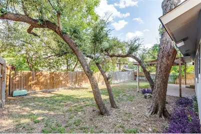 7901 Keswick Drive, Austin, TX 78745 - Photo 24