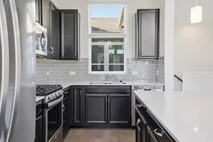 12604 Red Sparrow St, Austin, TX 78729 - Photo 24