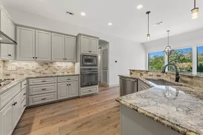 110 Long Bow Cove, Bastrop, TX 78602 - Photo 6
