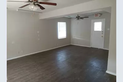 1305 S Mays Street #C&D, Round Rock, TX 78664 - Photo 6