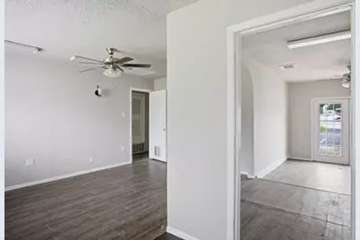 1305 S Mays Street #C&D, Round Rock, TX 78664 - Photo 10