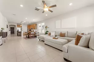 304 Sweetleaf Dr, Buda, TX 78610 - Photo 18