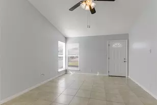 10701 Lanshire Dr, Austin, TX 78758 - Photo 2