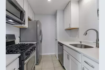 10701 Lanshire Drive #B, Austin, TX 78758 - Photo 4