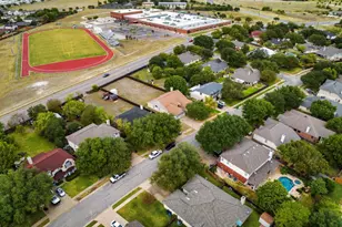 807 Clarence Bohls Ln, Pflugerville, TX 78660 - Photo 40