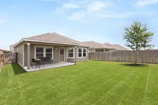 1008 Windflower, New Braunfels, TX 78130 - Photo 2
