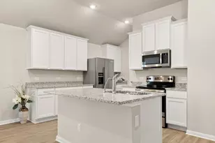 1008 Windflower, New Braunfels, TX 78130 - Photo 12
