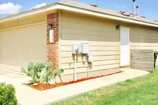 399 Old W Trail, Buda, TX 78610 - Photo 4