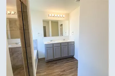 301 Greatest Gift Way, Jarrell, TX 76537 - Photo 14