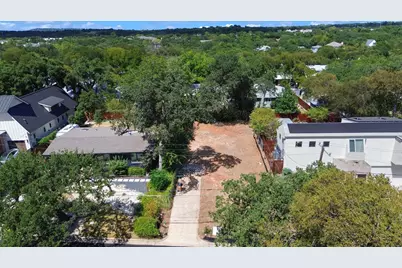 2406 W 10th Street, Austin, TX 78703 - Photo 4