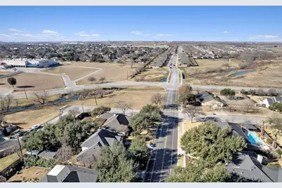 3949 Pinehurst Drive, Taylor, TX 76574 - Photo 4