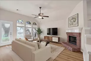 409 Carismatic Ln, Austin, TX 78748 - Photo 4