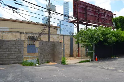 805 E 6th Street, Austin, TX 78701 - Photo 4