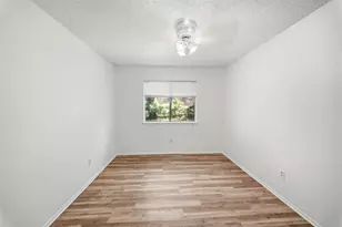 12002 Arrowwood Dr, Austin, TX 78727 - Photo 14