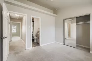 1827 River Crossing Cir, Austin, TX 78741 - Photo 20